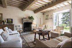 Villa Pulicara - A luxurious farmhouse in the Tuscan countryside