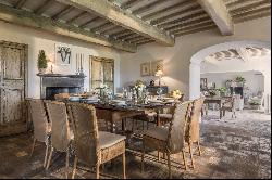 Villa Pulicara - A luxurious farmhouse in the Tuscan countryside