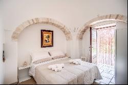 Trulli Arcangelo -  gorgeous property in the heart of Salento