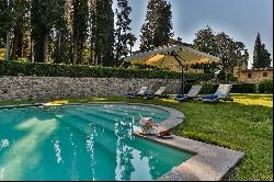 Villa Cardo - historic estate in the hills that surround Lucca