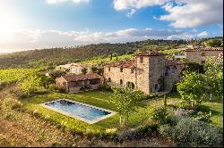 Enchanting villa in the countryside of Siena