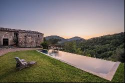 Castle Maria - set amongst the beautiful Perugian hills