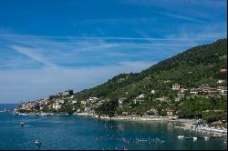 Villa Portovenere with wonderful view of the Bay of Porto Venere