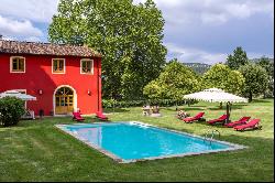 Villa Silene - stunning estate among olive groves in the heart of Tuscany