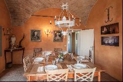 Villa Ashley - charming Tuscan villa in the heart of Montalcino