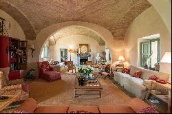 Villa Ashley - charming Tuscan villa in the heart of Montalcino