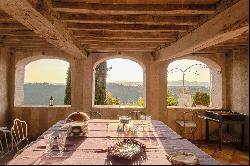 Villa Ashley - charming Tuscan villa in the heart of Montalcino