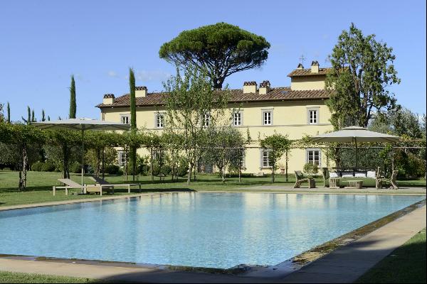 Villa Roses - Beautiful estate nestled in the Hills of Lucca