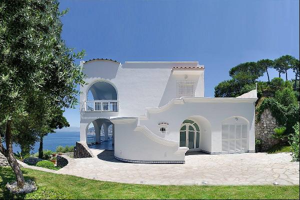 Panorama - Romantic villa at Sorrento with wonderful views of the gulf