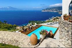 Panorama - Romantic villa at Sorrento with wonderful views of the gulf