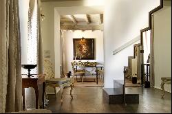 Luxurious charming Penthouse in the heart of Rome