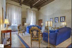 Beautiful apartment in the heart of Florence