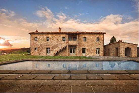 Casale Papavero, country villa immersed in a golf course