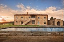 Casale Papavero, country villa immersed in a golf course