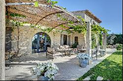 Mas Aupiho, Holiday villa in the Alpilles