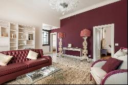 Beautiful Grand Canal top floor apartment