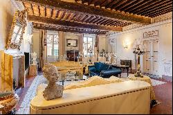 Elegant apartment in Pietrasanta