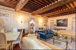 Elegant apartment in Pietrasanta