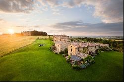 Grand & Luxurious Estate in the heart of the Val d'Orcia valley