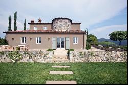 Turandot - ancient Tuscan hamlet in the countryside around Lucca