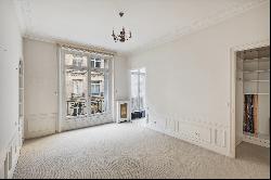 Apartment for sale in Paris 16th - Victor Hugo