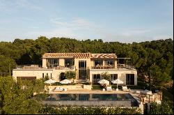 Luxurious Villa with stunning views of the Alpilles