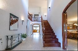 Distinguished classic style villa in Monte Alcedo