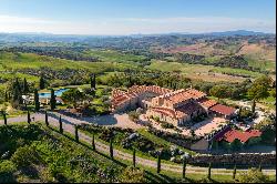 Stunning Retreat on the Tuscan hills