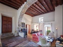  Extraordinary Manor House In The Heart Of Dalt Vila