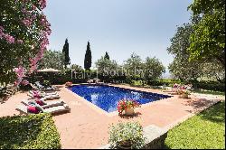 Elegant villa on the hills of Prato