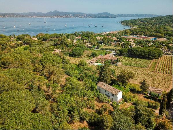 An authentic house and renovation project for sale in Saint Tropez on a large plot of some