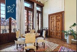 Exclusive 14th-century Late-Gothic palace for sale in the heart of Venice