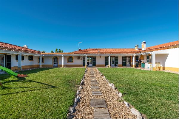 Country Estate, 5 bedrooms, for Sale