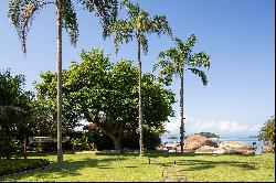 Casa Dengosa | Angra dos Reis, Brazil