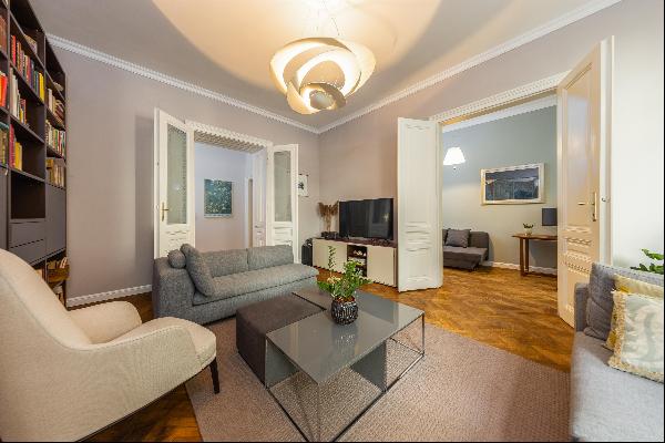 Apartment within a traditional building in the heart of the 8th district of Vienna