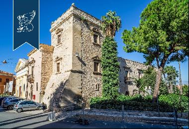 Majestic castle for sale in Sicily, near Ragusa