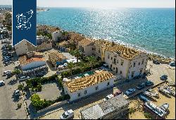 Prestigious hotel by the sea for sale in Sicily