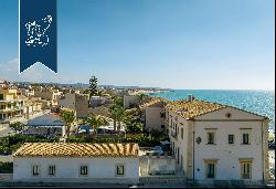 Prestigious hotel by the sea for sale in Sicily