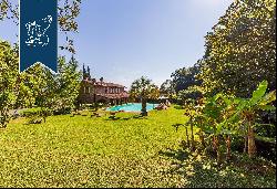 Typical farmhouse for sale just two km from Tellaro's beaches