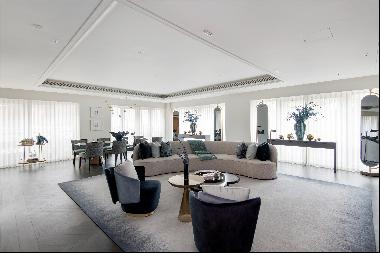 A stylish two bedroom apartment with wonderful views of Green Park, for sale in the iconic