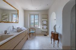 Villa Majestic, a small jewel nestled in Montalbano hills