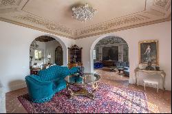 Villa Majestic, a small jewel nestled in Montalbano hills