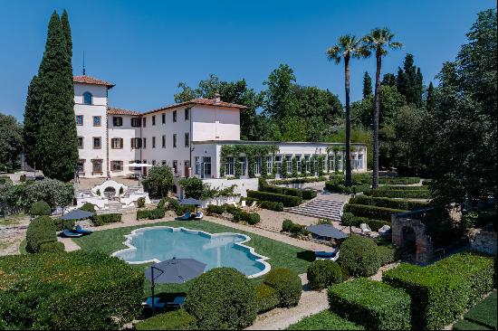 Villa Majestic, a small jewel nestled in Montalbano hills