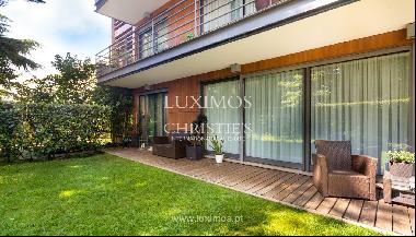 Selling: luxury apartment in gated community with gardens, Boavista, Porto, Portugal