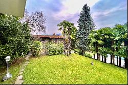 Lugano-Agno: for sale a large property with an elegant villa, guest house & typical Ticin