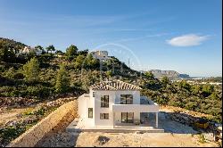 New villa surrounded by nature park in Pedreguer, Pedreguer 03750