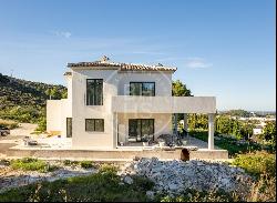 New villa surrounded by nature park in Pedreguer, Pedreguer 03750