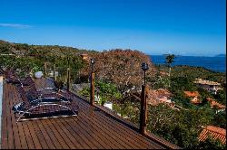 House with a privileged view in the middle of nature