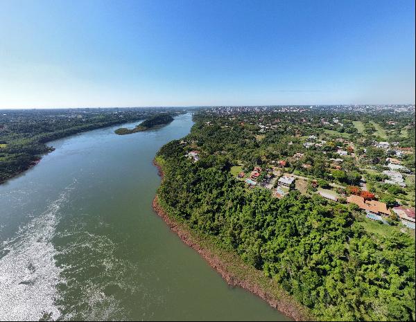 Captivating riverside lot in the Paraná Country Club