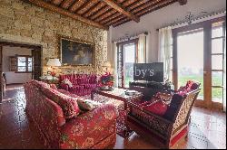 Marvelous villa immersed among the Montepulciano vineyards